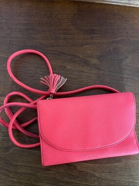 Fossil Women's Crossbody Wallet in Bright Coral Pink